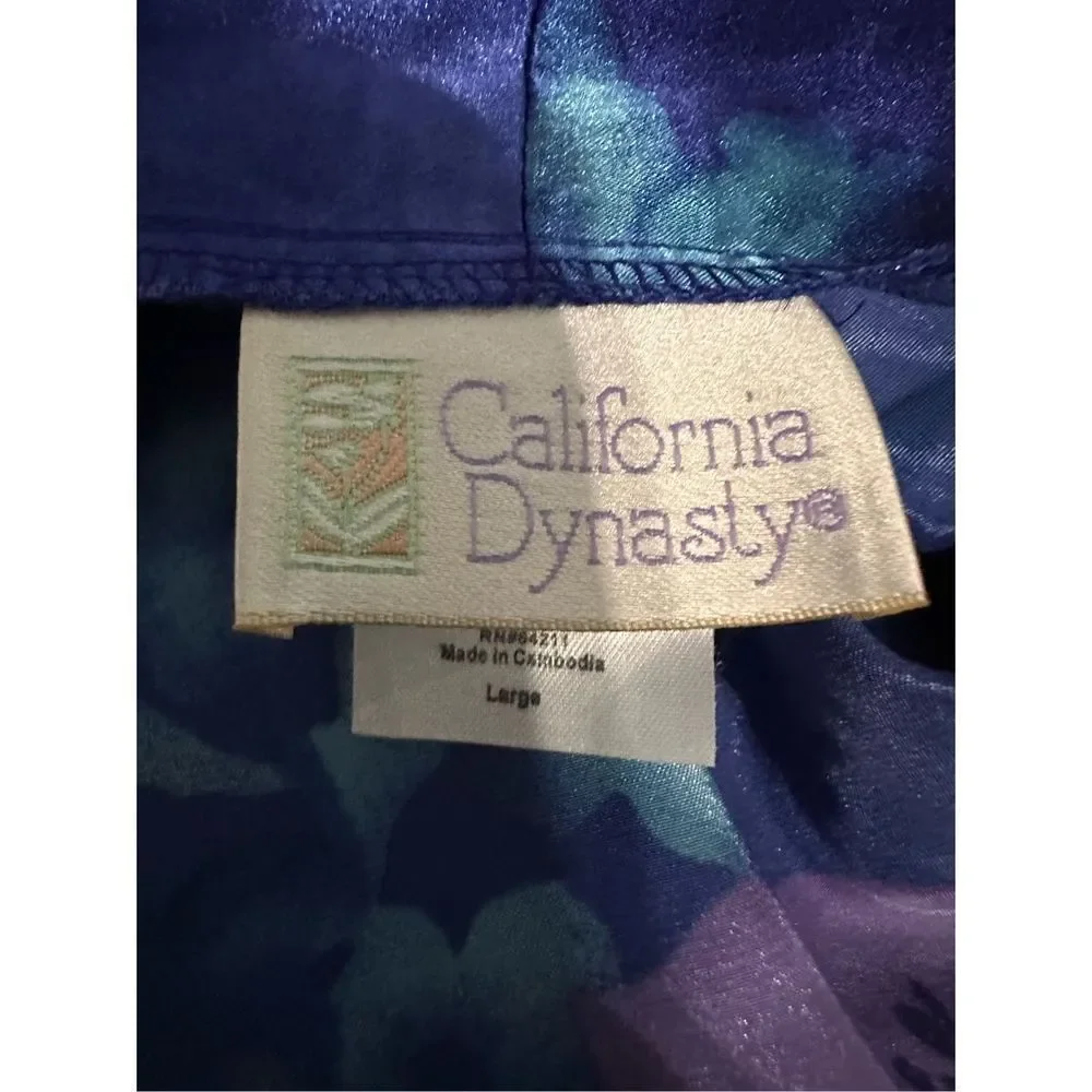 Beautiful VINTAGE purple floral CALIFORNIA DYNASTY FLORAL VINTAGE ROBE with BELT_5